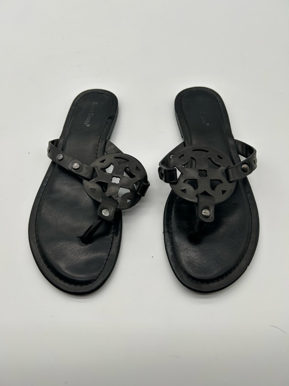 Pierre Dumas Black Cutout Medallion Toe-Post Sandals